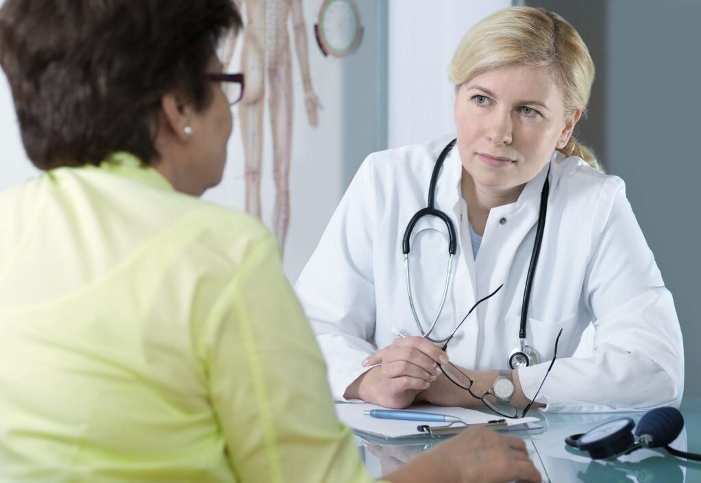 The diagnosis of cystitis in women is treated by a urologist